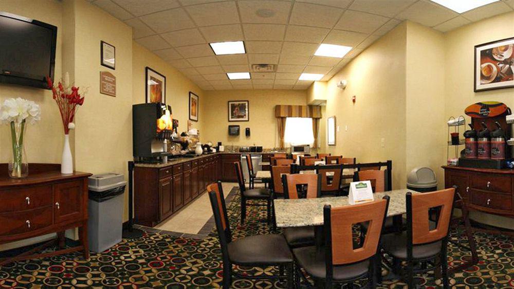 Holiday Inn Express Washington Dc Silver Spring By Ihg Exterior foto